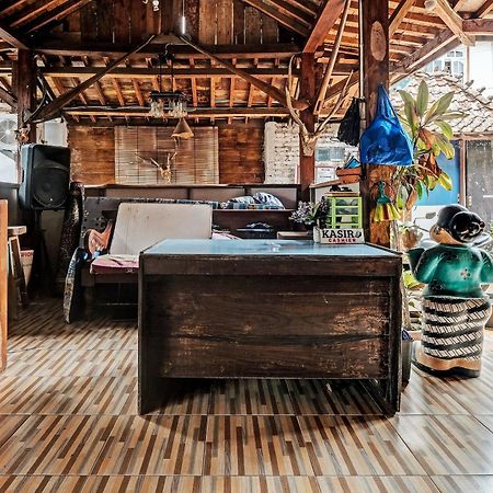 Spot On 91916 Joglo Doyong Homestay Syariah Yogyakarta Exteriör bild